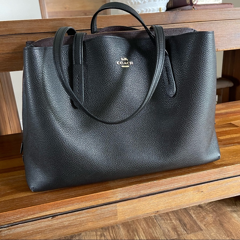 Coach tote (large, leather)